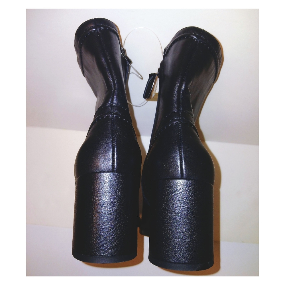 Vince Camuto Pailey Black Boots NWT / NWOB - Picture 10 of 11
